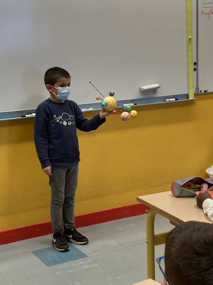 Cours de sciences par un élève de CE2